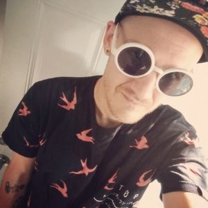 Meet your Posher, Cory